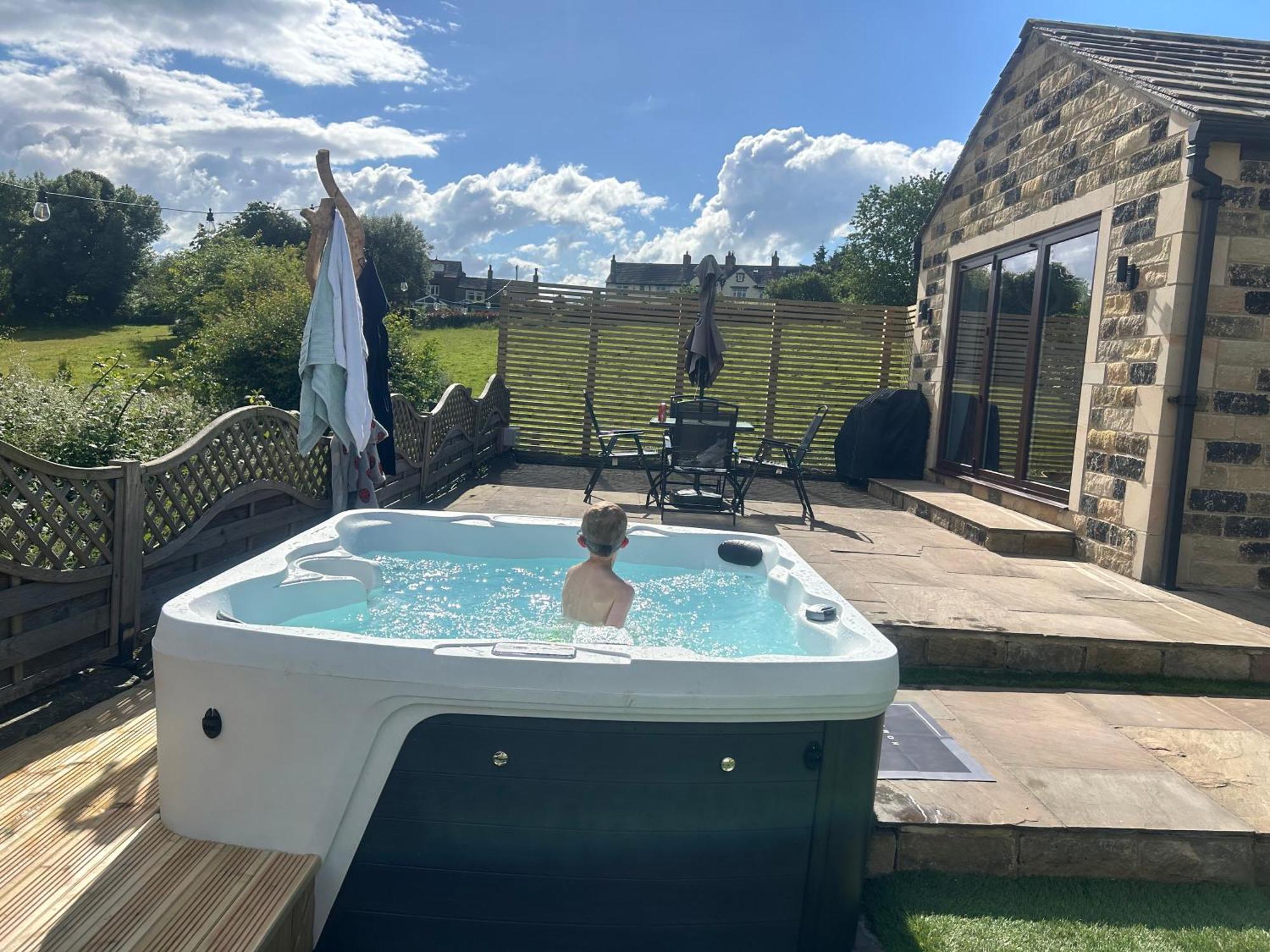 The Stables At Lower Carr Barn Holiday home *